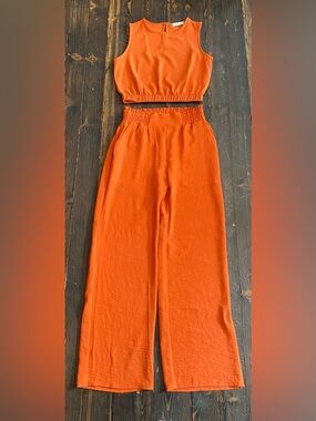 Women’s “Paper Crane” Orange Wide-Leg 2 piece Outfit Size Small